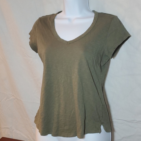 4/$20 Max Studio army green top sz S - Picture 3 of 13